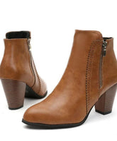 Bota Feminina Cano Curto Salto Quadrado Zíper | Lilina